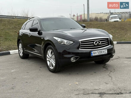 Инфинити QX70 2013 в Киеве на Automoto.ua Черный Инфинити QX70, объемом двигателя 3.7 л и пробегом 140 тыс. км за 18500 $, фото 1 на Automoto.ua