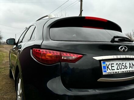 Инфинити QX70 2013 в Покровском на Automoto.ua Черный Инфинити QX70, объемом двигателя 3 л и пробегом 256 тыс. км за 17500 $, фото 1 на Automoto.ua