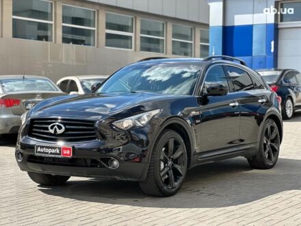 Інфініті QX70 2015 у Одесі на Automoto.ua Чорний Інфініті QX70, об'ємом двигуна 3 л та пробігом 178 тис. км за 19990 $, фото 1 на Automoto.ua