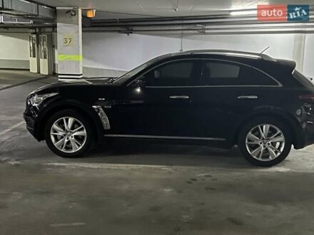 Інфініті QX70 2015 у Києві на Automoto.ua Чорний Інфініті QX70, об'ємом двигуна 2.99 л та пробігом 117 тис. км за 22000 $, фото 1 на Automoto.ua