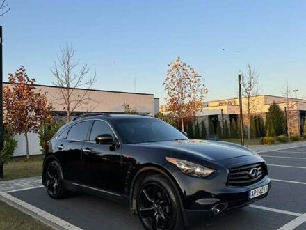 Чорний Інфініті QX70, об'ємом двигуна 3.7 л та пробігом 210 тис. км за 23500 $, фото 1 на Automoto.ua