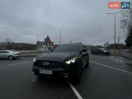 Інфініті QX70 2017 у Вінниці на Automoto.ua Чорний Інфініті QX70, об'ємом двигуна 3.7 л та пробігом 139 тис. км за 22500 $, фото 1 на Automoto.ua