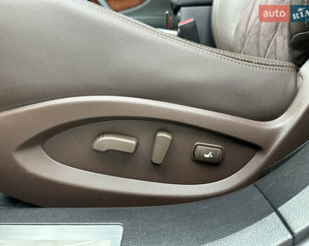 Фиолетовый Инфинити QX70, объемом двигателя 3.7 л и пробегом 110 тыс. км за 20500 $, фото 26 на Automoto.ua