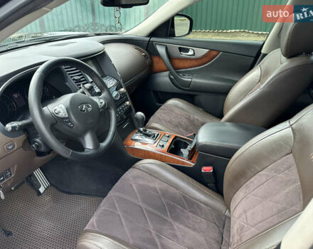 Фиолетовый Инфинити QX70, объемом двигателя 3.7 л и пробегом 110 тыс. км за 20500 $, фото 38 на Automoto.ua