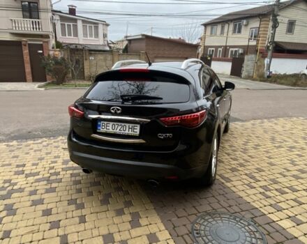 Фиолетовый Инфинити QX70, объемом двигателя 3 л и пробегом 201 тыс. км за 18000 $, фото 3 на Automoto.ua