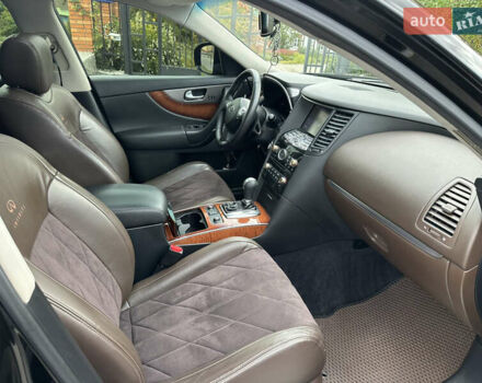 Фиолетовый Инфинити QX70, объемом двигателя 3.7 л и пробегом 110 тыс. км за 20500 $, фото 31 на Automoto.ua