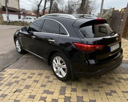 Фиолетовый Инфинити QX70, объемом двигателя 3 л и пробегом 201 тыс. км за 18000 $, фото 4 на Automoto.ua