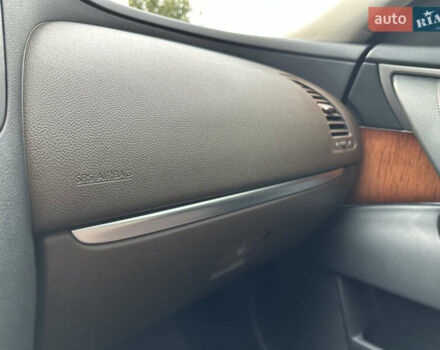 Фиолетовый Инфинити QX70, объемом двигателя 3.7 л и пробегом 110 тыс. км за 20500 $, фото 43 на Automoto.ua