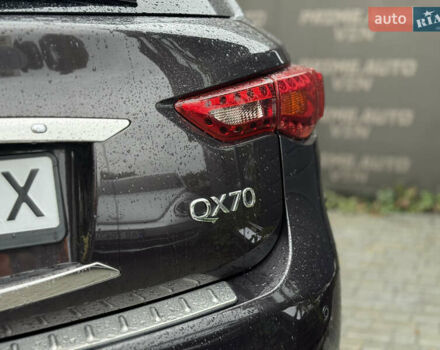 Коричневый Инфинити QX70, объемом двигателя 3 л и пробегом 146 тыс. км за 16500 $, фото 23 на Automoto.ua