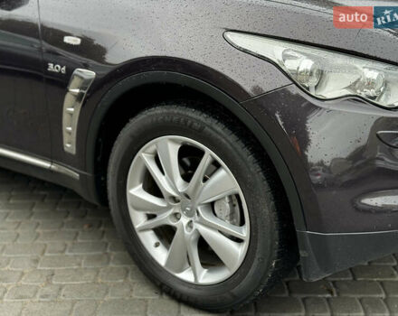 Коричневый Инфинити QX70, объемом двигателя 3 л и пробегом 146 тыс. км за 16500 $, фото 12 на Automoto.ua