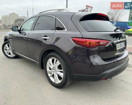 Коричневый Инфинити QX70, объемом двигателя 2.99 л и пробегом 85 тыс. км за 24500 $, фото 1 на Automoto.ua