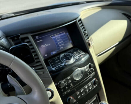 Коричневый Инфинити QX70, объемом двигателя 3.7 л и пробегом 130 тыс. км за 18499 $, фото 16 на Automoto.ua