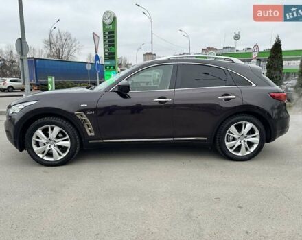 Коричневый Инфинити QX70, объемом двигателя 2.99 л и пробегом 85 тыс. км за 24500 $, фото 4 на Automoto.ua