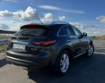 Коричневый Инфинити QX70, объемом двигателя 3.7 л и пробегом 168 тыс. км за 20000 $, фото 18 на Automoto.ua