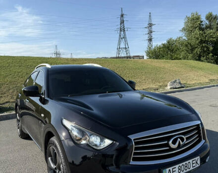 Коричневый Инфинити QX70, объемом двигателя 3.7 л и пробегом 130 тыс. км за 18499 $, фото 1 на Automoto.ua