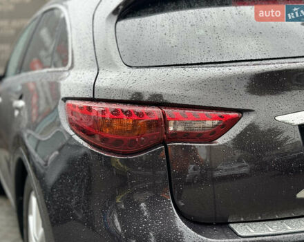 Коричневый Инфинити QX70, объемом двигателя 3 л и пробегом 146 тыс. км за 16500 $, фото 21 на Automoto.ua