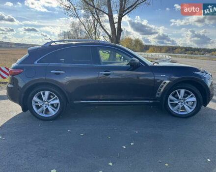 Коричневый Инфинити QX70, объемом двигателя 3.7 л и пробегом 168 тыс. км за 20000 $, фото 14 на Automoto.ua