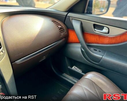 Коричневий Інфініті QX70, об'ємом двигуна 3 л та пробігом 173 тис. км за 22000 $, фото 6 на Automoto.ua