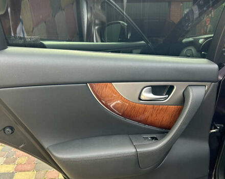 Коричневий Інфініті QX70, об'ємом двигуна 2.99 л та пробігом 102 тис. км за 23000 $, фото 14 на Automoto.ua