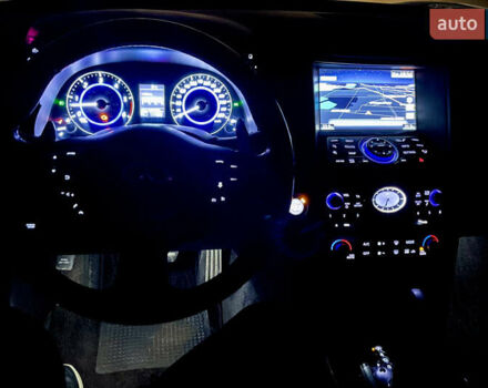 Коричневий Інфініті QX70, об'ємом двигуна 2.99 л та пробігом 138 тис. км за 21800 $, фото 15 на Automoto.ua