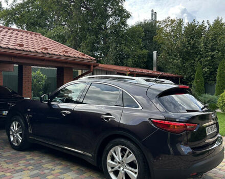 Коричневий Інфініті QX70, об'ємом двигуна 2.99 л та пробігом 102 тис. км за 23000 $, фото 18 на Automoto.ua