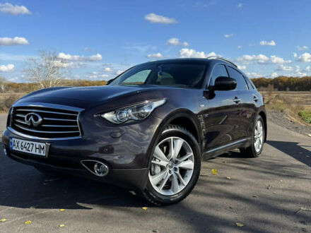 Коричневый Инфинити QX70, объемом двигателя 3.7 л и пробегом 168 тыс. км за 20000 $, фото 1 на Automoto.ua