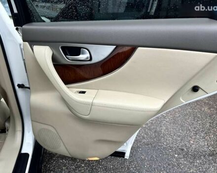 Инфинити QX70, объемом двигателя 3 л и пробегом 123 тыс. км за 16800 $, фото 16 на Automoto.ua