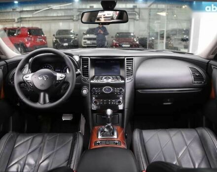 Инфинити QX70, объемом двигателя 3.7 л и пробегом 150 тыс. км за 19500 $, фото 14 на Automoto.ua