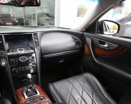 Инфинити QX70, объемом двигателя 3.7 л и пробегом 150 тыс. км за 19500 $, фото 13 на Automoto.ua