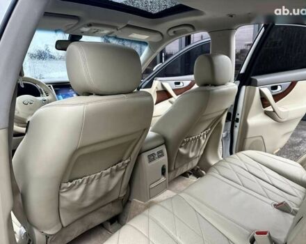 Инфинити QX70, объемом двигателя 3 л и пробегом 123 тыс. км за 16800 $, фото 14 на Automoto.ua
