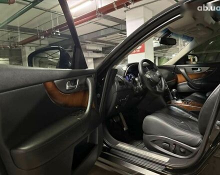 Инфинити QX70, объемом двигателя 0 л и пробегом 151 тыс. км за 19700 $, фото 21 на Automoto.ua