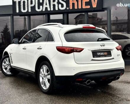 Инфинити QX70, объемом двигателя 3 л и пробегом 123 тыс. км за 16800 $, фото 1 на Automoto.ua