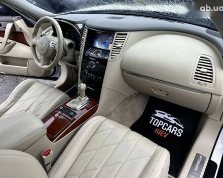 Инфинити QX70, объемом двигателя 3 л и пробегом 123 тыс. км за 16800 $, фото 22 на Automoto.ua