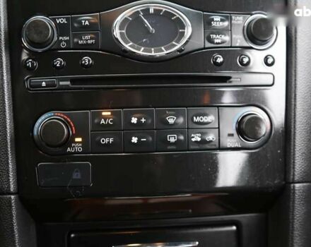 Инфинити QX70, объемом двигателя 3.7 л и пробегом 150 тыс. км за 19500 $, фото 18 на Automoto.ua