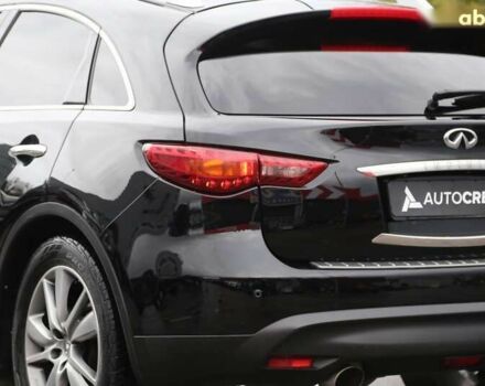Инфинити QX70, объемом двигателя 3.7 л и пробегом 150 тыс. км за 19500 $, фото 7 на Automoto.ua