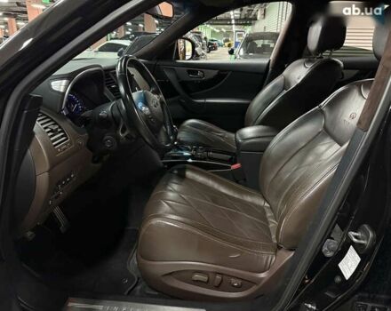 Інфініті QX70, об'ємом двигуна 3.7 л та пробігом 186 тис. км за 15700 $, фото 14 на Automoto.ua