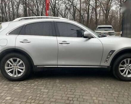 Инфинити QX70, объемом двигателя 3.7 л и пробегом 163 тыс. км за 15500 $, фото 8 на Automoto.ua