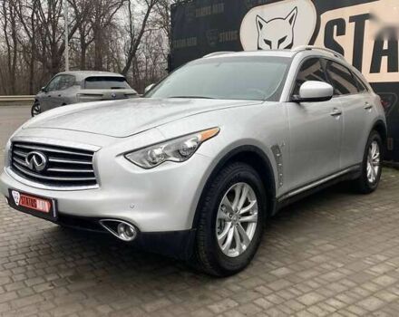 Інфініті QX70, об'ємом двигуна 3.7 л та пробігом 163 тис. км за 15500 $, фото 1 на Automoto.ua