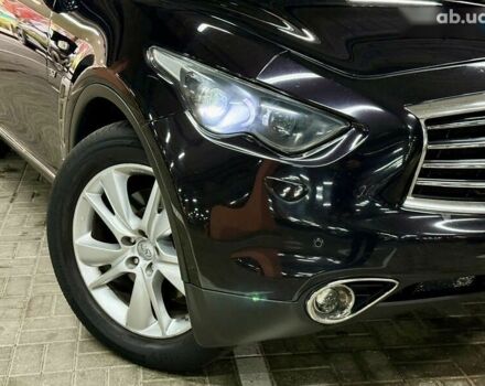 Інфініті QX70, об'ємом двигуна 3.7 л та пробігом 186 тис. км за 15700 $, фото 3 на Automoto.ua