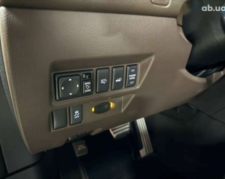 Інфініті QX70, об'ємом двигуна 3.7 л та пробігом 186 тис. км за 15700 $, фото 18 на Automoto.ua