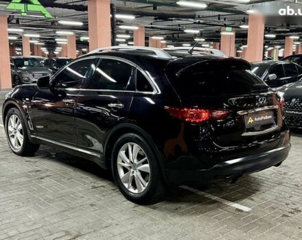 Інфініті QX70, об'ємом двигуна 3.7 л та пробігом 186 тис. км за 15700 $, фото 10 на Automoto.ua