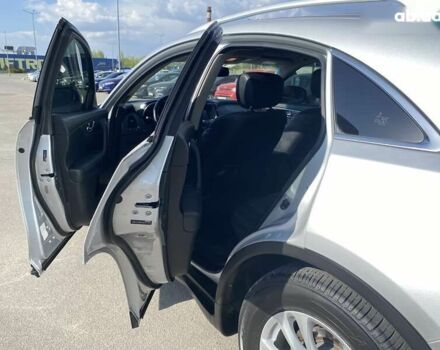 Инфинити QX70, объемом двигателя 3.7 л и пробегом 116 тыс. км за 18000 $, фото 12 на Automoto.ua