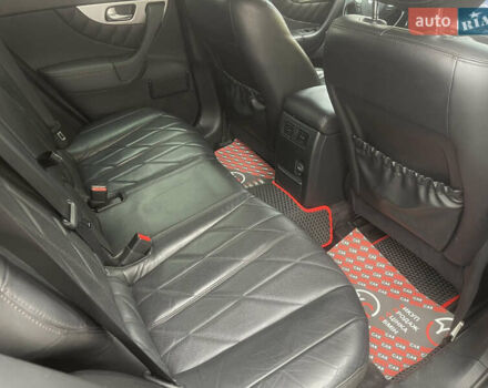 Инфинити QX70, объемом двигателя 3 л и пробегом 215 тыс. км за 17900 $, фото 37 на Automoto.ua