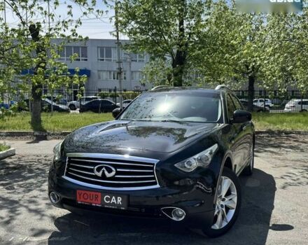 Інфініті QX70, об'ємом двигуна 3 л та пробігом 215 тис. км за 17500 $, фото 1 на Automoto.ua