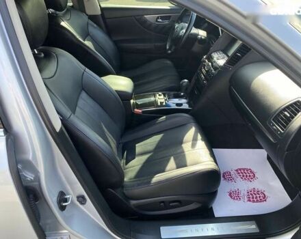 Инфинити QX70, объемом двигателя 3.7 л и пробегом 116 тыс. км за 18000 $, фото 14 на Automoto.ua