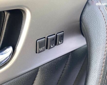 Инфинити QX70, объемом двигателя 3.7 л и пробегом 116 тыс. км за 18000 $, фото 22 на Automoto.ua