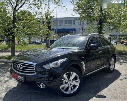 Інфініті QX70, об'ємом двигуна 3 л та пробігом 215 тис. км за 17999 $, фото 4 на Automoto.ua