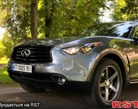 Інфініті QX70, об'ємом двигуна 3.7 л та пробігом 139 тис. км за 22500 $, фото 3 на Automoto.ua