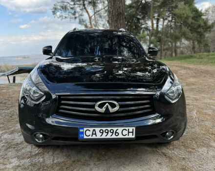 Инфинити QX70, объемом двигателя 3.7 л и пробегом 149 тыс. км за 22300 $, фото 3 на Automoto.ua