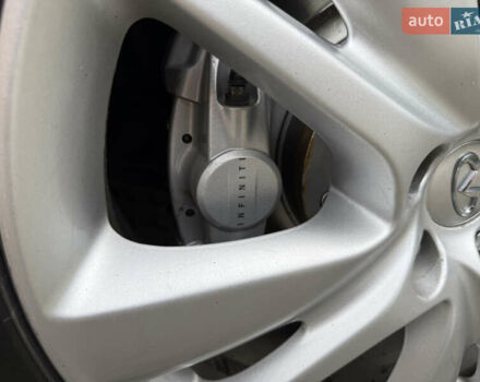 Инфинити QX70, объемом двигателя 3 л и пробегом 135 тыс. км за 18800 $, фото 23 на Automoto.ua